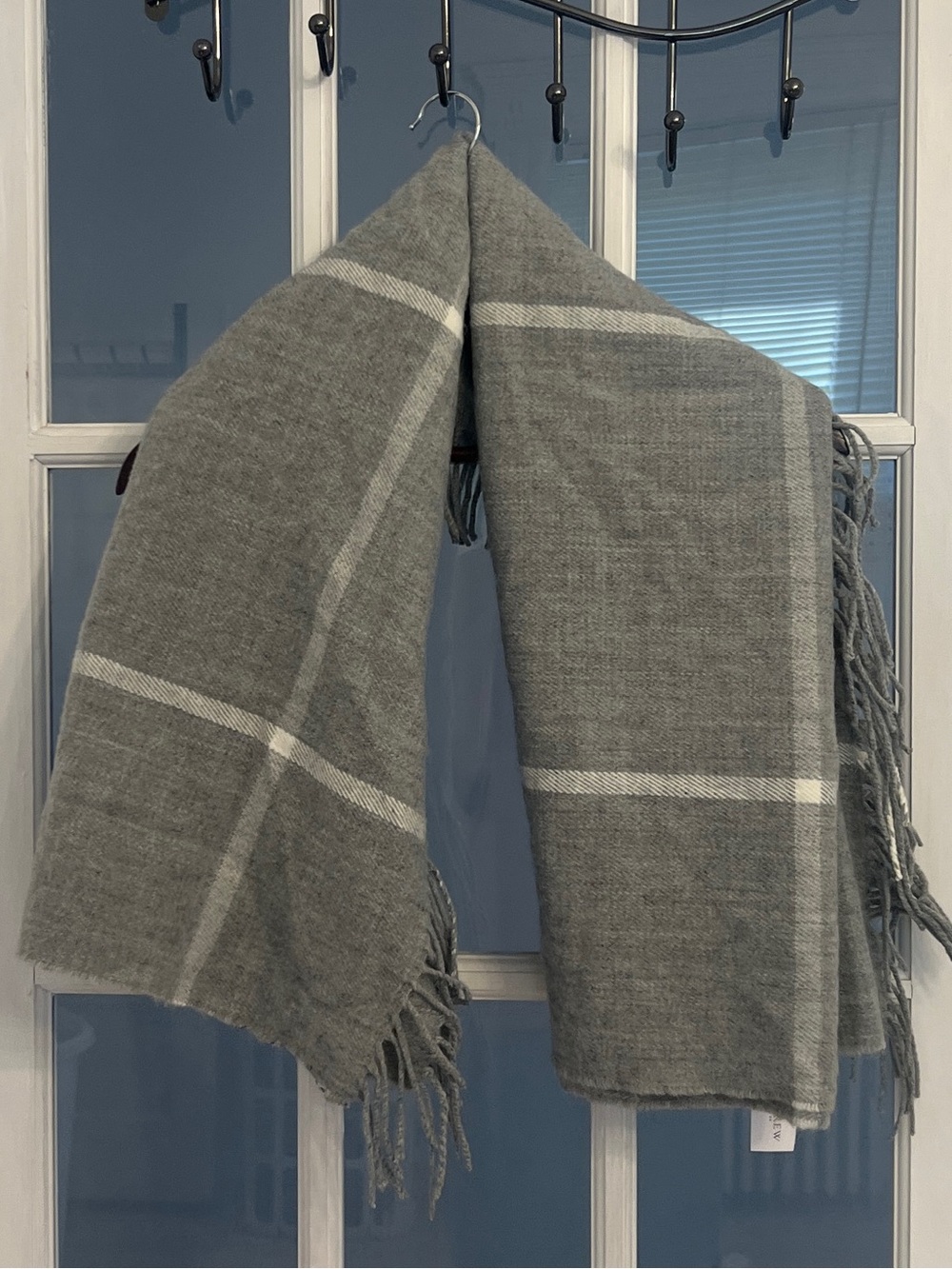 J. CREW Women’s Gray & White Plaid Blanket Scarf One Size NEW